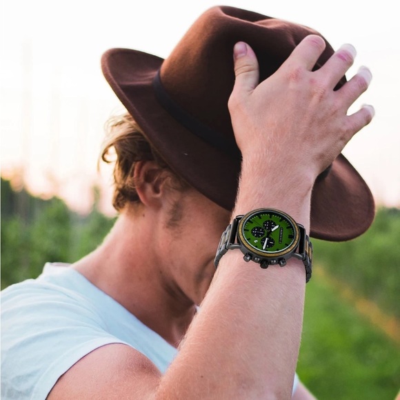 Luxury Verawood Chronograph Military Quartz Watch - Picture 2 of 16